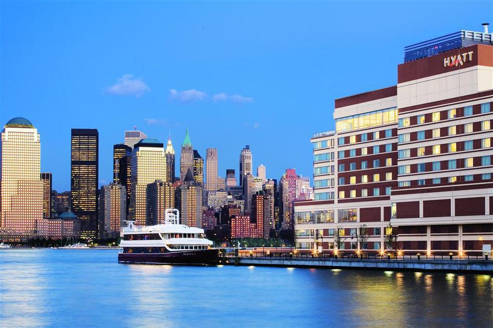 Hyatt Regency Jersey City On The Hudson Exterior photo