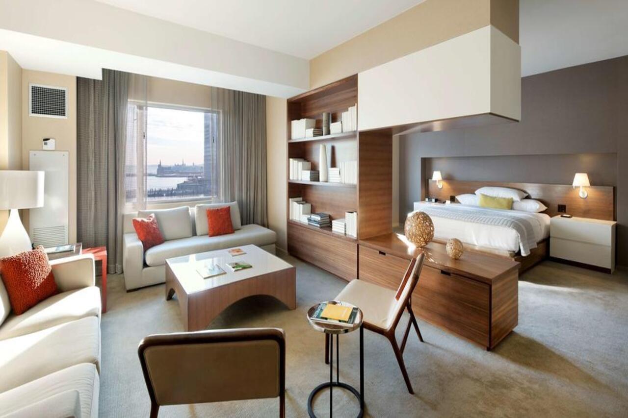 Hyatt Regency Jersey City On The Hudson Exterior photo