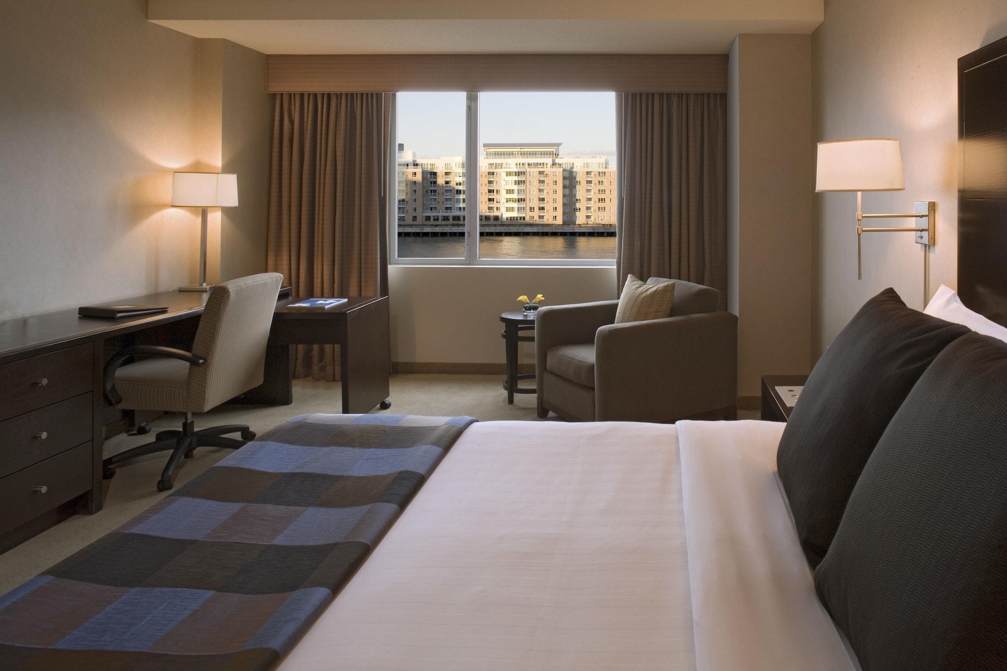 Hyatt Regency Jersey City On The Hudson Exterior photo