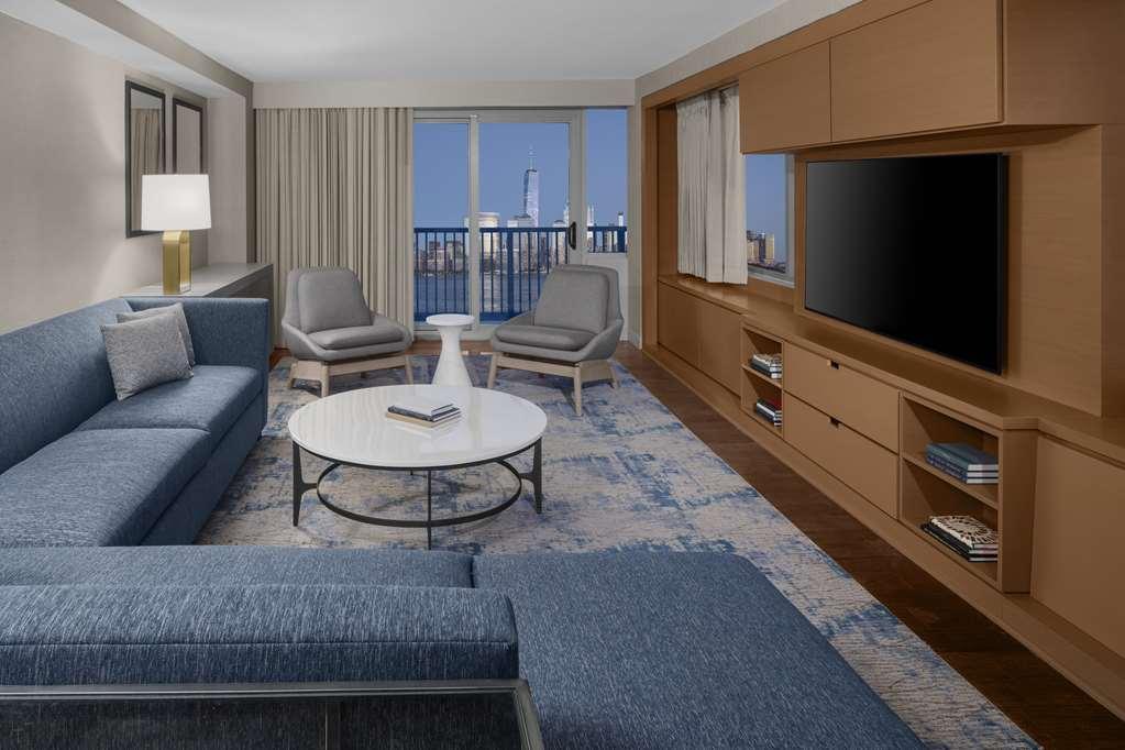 Hyatt Regency Jersey City On The Hudson Room photo