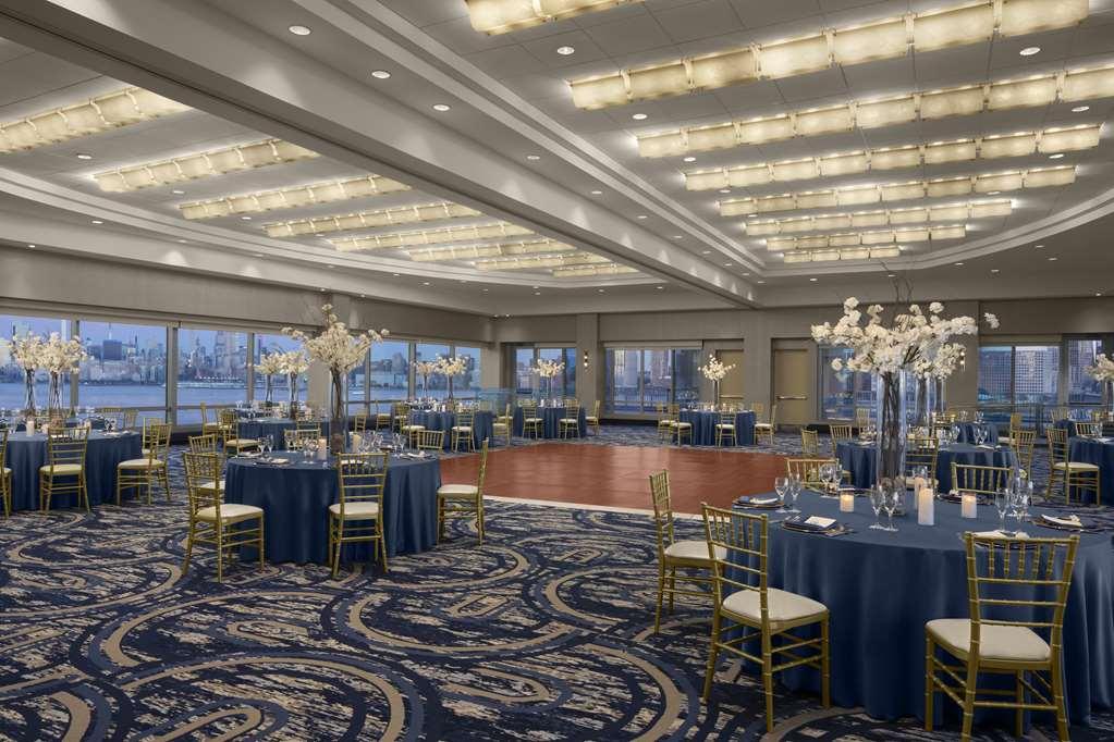 Hyatt Regency Jersey City On The Hudson Interior photo
