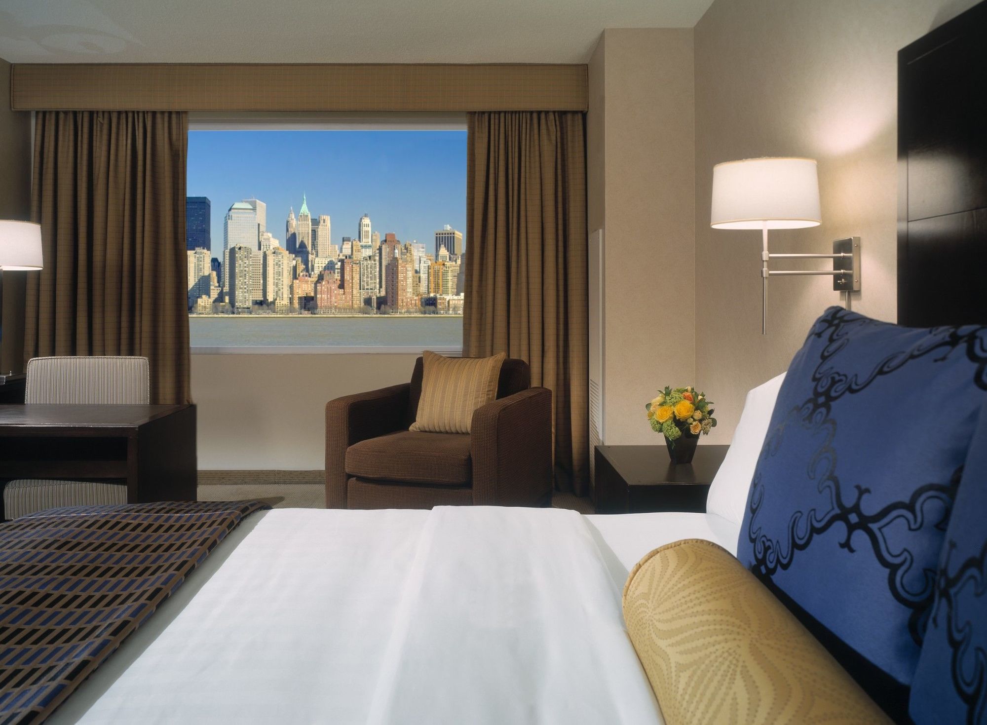 Hyatt Regency Jersey City On The Hudson Exterior photo