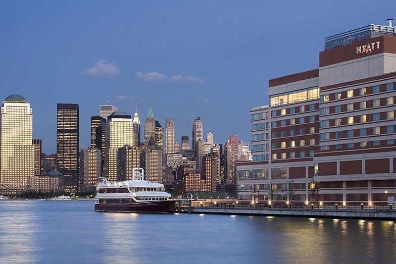 Hyatt Regency Jersey City On The Hudson Exterior photo